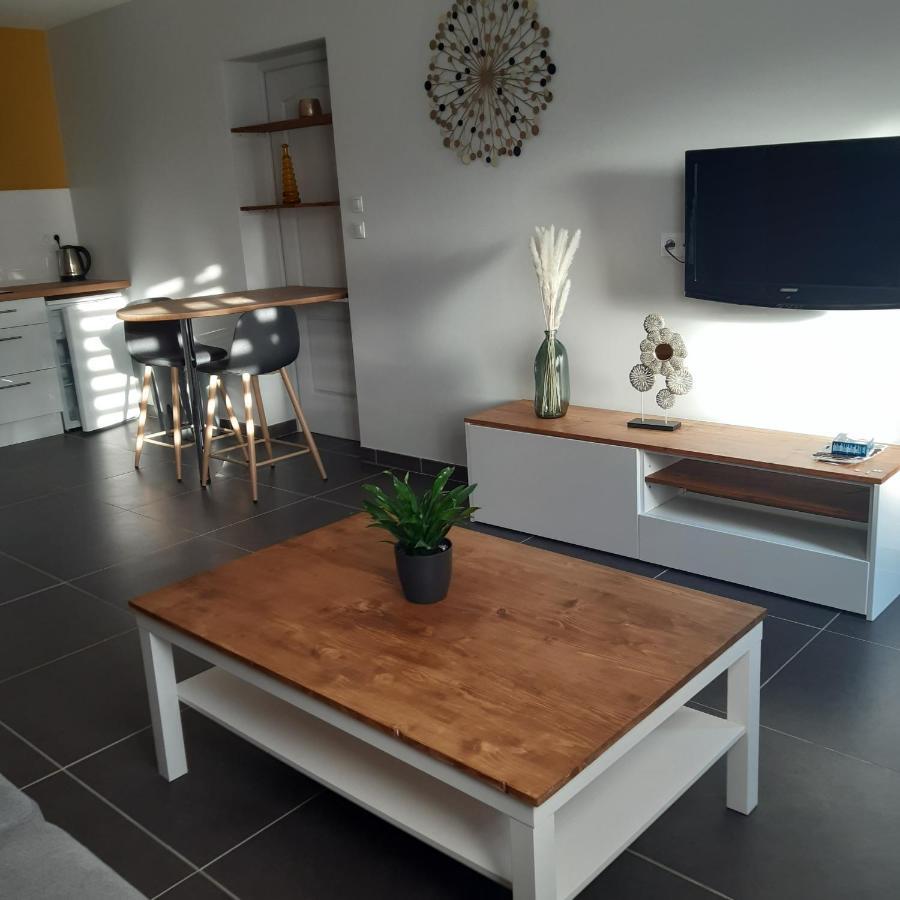 Le Studio De Flavia Alençon Esterno foto